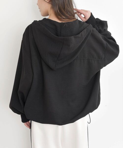 rps（アールピーエス）の「ハーフジップフードプルオーバー（パーカー・レディース・オフホワイト/サックスブルー/ブラック・フリー）」の14枚目の写真