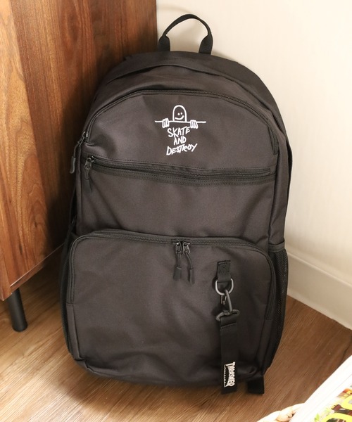 THRASHER(スラッシャー)の「THRASHER BACKPACK30 リュック(バックパック/リュック・メンズ・ブラック×ホワイト/ブラック系・FREE)」の15枚目の写真