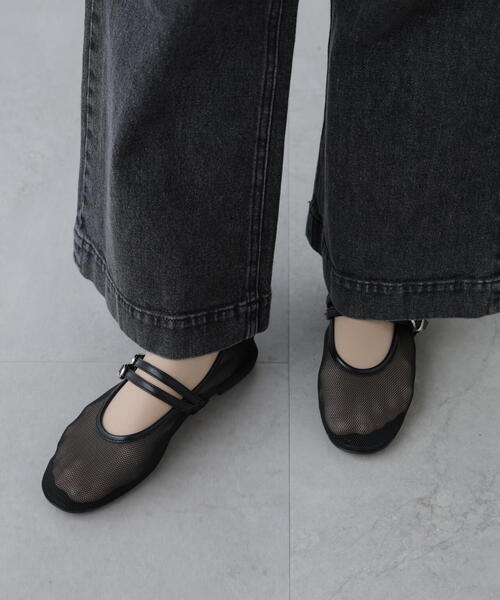 FREE'S MART（フリーズマート）の「◆ダブルメリージェーン（パンプス・レディース・ブラック/ブラック系その他/イエロー・MEDIUM/SMALL）」の3枚目の写真