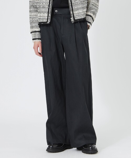 LOVELESS（ラブレス）の「2タックブラックバギーデニム（デニムパンツ・メンズ・ブラック・M/L/S）」の2枚目の写真