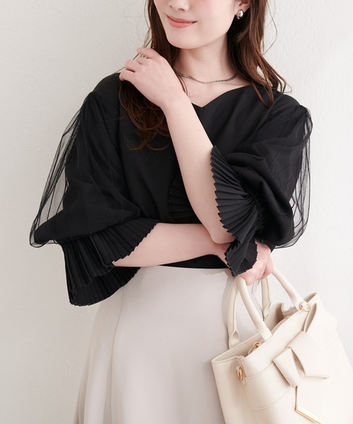 natural couture（ナチュラルクチュール）の「袖口プリーツチュール袖ブラウス（シャツ/ブラウス・レディース・ブラック/サックスブルー/ネイビー/ピンク/オフホワイト・FREE）」の11枚目の写真