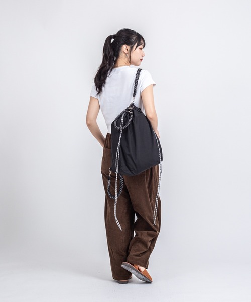 REGENCY WORKS(リージェンシーワークス)の「【Regency work/リージェンシー ワークス】巾着バッグ ナイロン マチ付き4WAY ナップサック(トートバッグ・レディース・ブラック/チャコールグレー/ベージュ・FREE)」の14枚目の写真