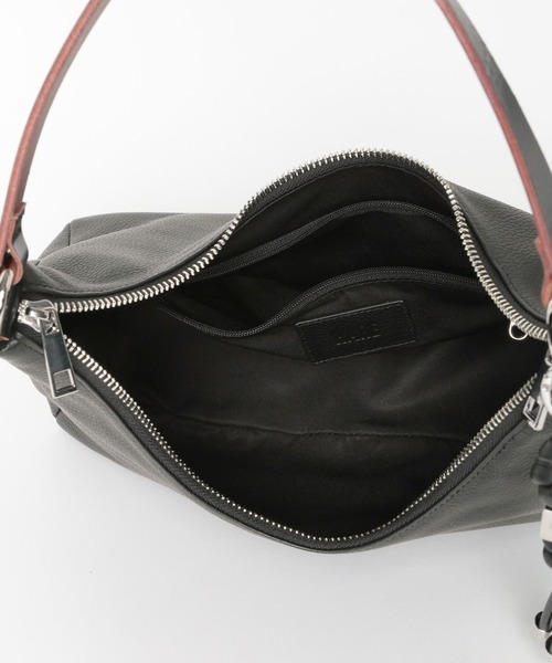 HARE(ハレ)の「レザーワンハンドルBAG(HARE)(ショルダーバッグ・メンズ・ブラック・FREE)」の21枚目の写真