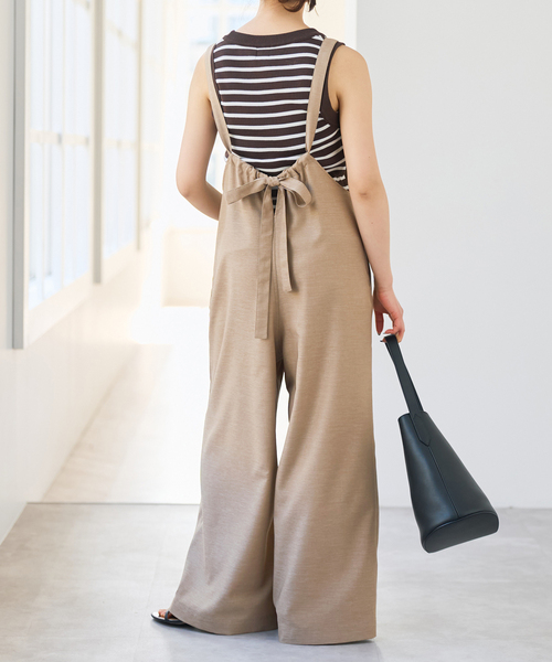 Spick & Span(スピックアンドスパン)の「《WEB限定 / 追加》ドライクロスコンビネゾン(サロペット/オーバーオール・レディース・ネイビー/ベージュ・38/36)」の3枚目の写真