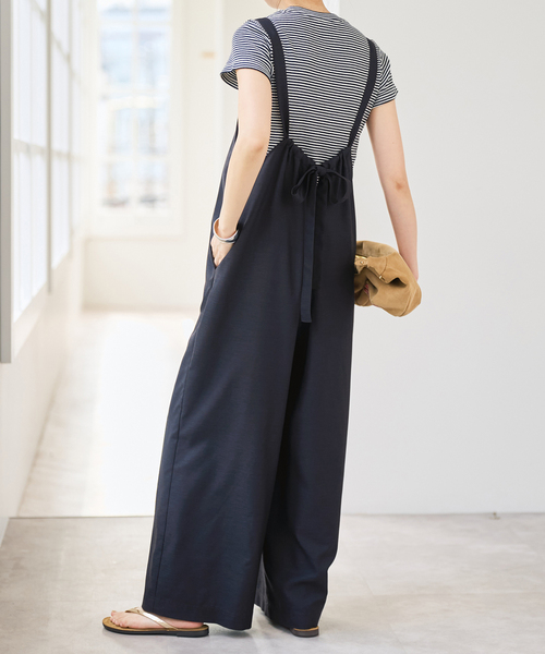 Spick & Span(スピックアンドスパン)の「《WEB限定 / 追加》ドライクロスコンビネゾン(サロペット/オーバーオール・レディース・ネイビー/ベージュ・38/36)」の21枚目の写真
