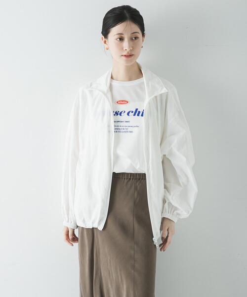 URBAN RESEARCH（アーバンリサーチ）の「撥水ナイロンギャザーブルゾン（ブルゾン・レディース・チャコールグレー/ホワイト・FREE）」の6枚目の写真