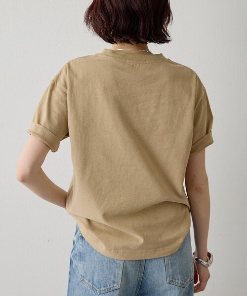 Whim Gazette（ウィムガゼット）の「ヴィンテージ天竺Tシャツ（Tシャツ/カットソー・レディース・グレイッシュベージュ/ブラウン/ベージュ/オフホワイト・FREE）」の21枚目の写真