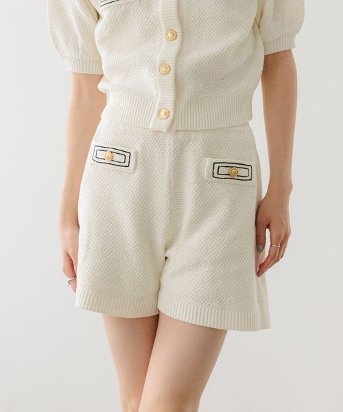 Heather(ヘザー)の「ゴールドボタンステッチショートパンツ 670463(その他パンツ・レディース・アイボリー/グレー/ネイビー・FREE)」の2枚目の写真