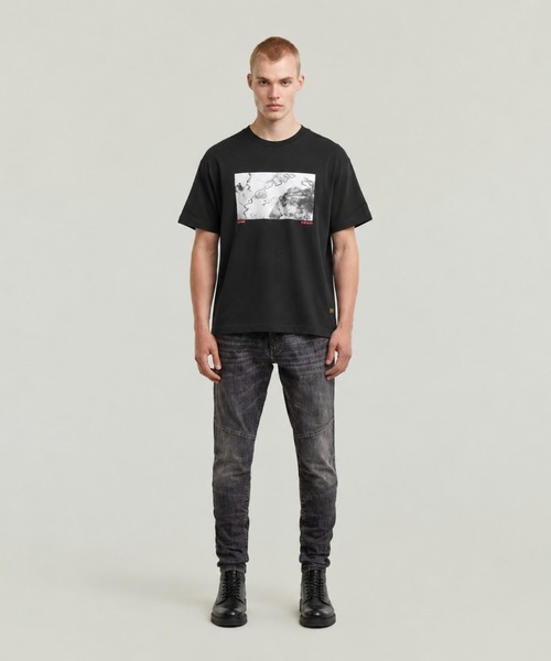G-STAR(ジースター)の「Topo Print Relaxed T-Shirt/オーバーサイズ/リラックスグラフィックプリントTシャツ(Tシャツ/カットソー・メンズ・ホワイト/ダークブラック・X-LARGE/X-SMALL/SMALL/LARGE/MEDIUM)」の1枚目の写真