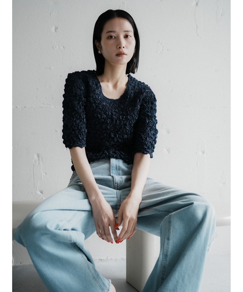 Katrin TOKYO(カトリーントーキョー)の「random shirring curve sleeve tops(Tシャツ/カットソー・レディース・ネイビー/ホワイト/ワイン系・FREE/XS)」の10枚目の写真