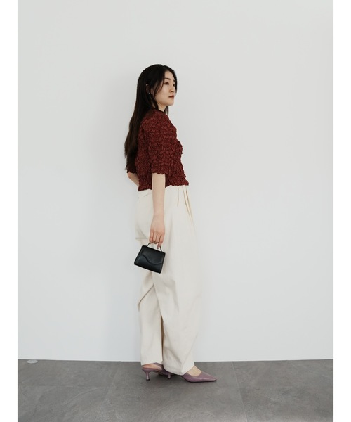 Katrin TOKYO(カトリーントーキョー)の「random shirring curve sleeve tops(Tシャツ/カットソー・レディース・ネイビー/ホワイト/ワイン系・FREE/XS)」の21枚目の写真