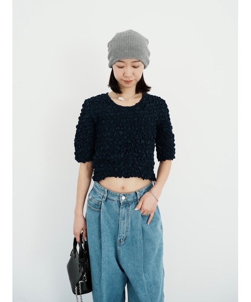 Katrin TOKYO(カトリーントーキョー)の「random shirring curve sleeve tops(Tシャツ/カットソー・レディース・ネイビー/ホワイト/ワイン系・FREE/XS)」の14枚目の写真