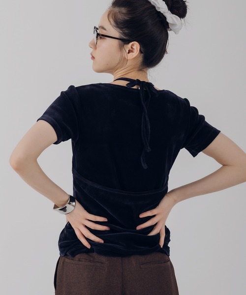 MUHET(ミュエータ)の「【set item】velours halter neck camisole & t-shirt / ベロアホルターネックキャミソールTシャツ(Tシャツ/カットソー・レディース・ホワイト/ブラウン/ピンク/ネイビー・FREE)」の9枚目の写真