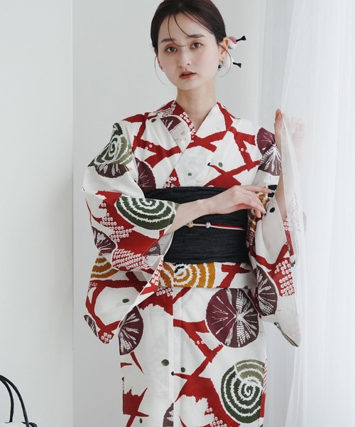 utatane(ウタタネ)の「2026新作 選べる浴衣3点セット utataneオリジナル(浴衣・レディース・ホワイト系4/ネイビー系1/ホワイト系6/パープル系1/ホワイト系2/レッド系2/ブルー系2/イエロー系1/ブルー系1/ブラウン系1/ネイビー系2/ブラック系6/ホワイト系5/イエロー系2/ブラック系3/グリーン系1/ブラック系1/ホワイト系3/ブラック系8/ブラック系5/レッド系1/ブラック系7/ブラック系4/ホワイト系1/ベージュ系1・FREE)」の6枚目の写真