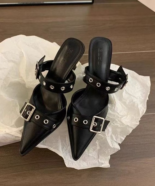 Songe（ソンジュ）の「ダブルベルトポインテッドトゥヒールサンダル（サンダル・レディース・シルバー/オフホワイト/ブラック・24cm/24.5cm/23cm/23.5cm）」の11枚目の写真