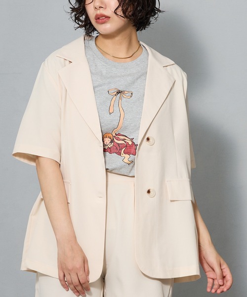 aremoi(アレモイ)の「リボンモチーフ ガールプリントTシャツ(Tシャツ/カットソー・レディース・ネイビー/ホワイト/グレー・SMALL/MEDIUM/LARGE)」の2枚目の写真