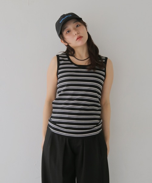 cheriella(シェリエラ)の「【cheriella】ボーダータンクトップ BORDER TANK TOP(タンクトップ・レディース・ブラック/ブルー・MEDIUM)」の4枚目の写真