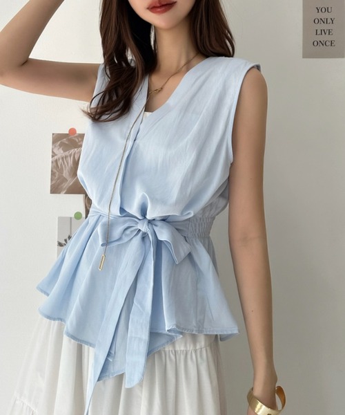 Eclat one(エクラワン)の「美人見えシルエット。ウエストリボン付カシュクールペプラムブラウス(シャツ/ブラウス・レディース・イエロー/ホワイト/ライトブルー・FREE)」の3枚目の写真