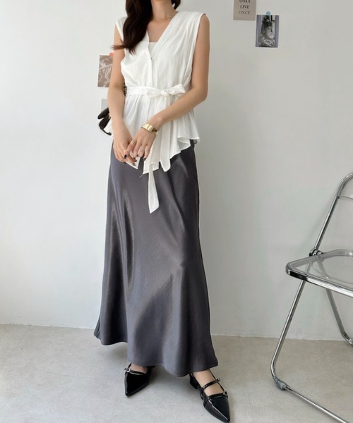 Eclat one(エクラワン)の「美人見えシルエット。ウエストリボン付カシュクールペプラムブラウス(シャツ/ブラウス・レディース・イエロー/ホワイト/ライトブルー・FREE)」の8枚目の写真