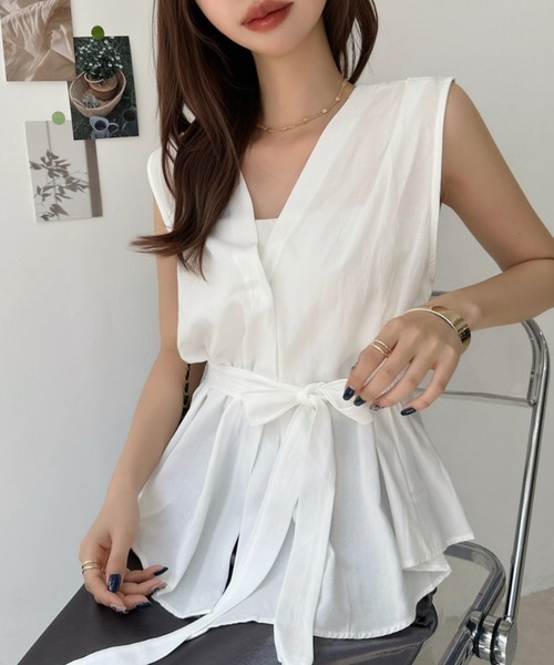 Eclat one(エクラワン)の「美人見えシルエット。ウエストリボン付カシュクールペプラムブラウス(シャツ/ブラウス・レディース・イエロー/ホワイト/ライトブルー・FREE)」の7枚目の写真