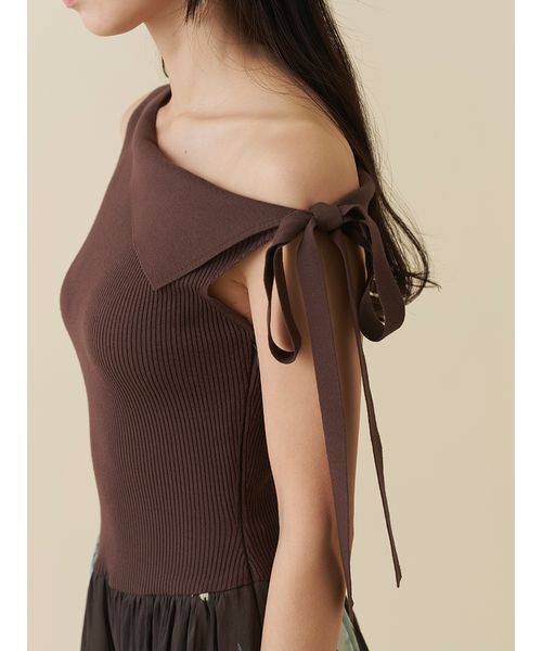 SNIDEL(スナイデル)の「リボンデザインニットドッキングワンピース(ワンピース・レディース・ネイビー/ブラウン/ブラック・0/1)」の14枚目の写真