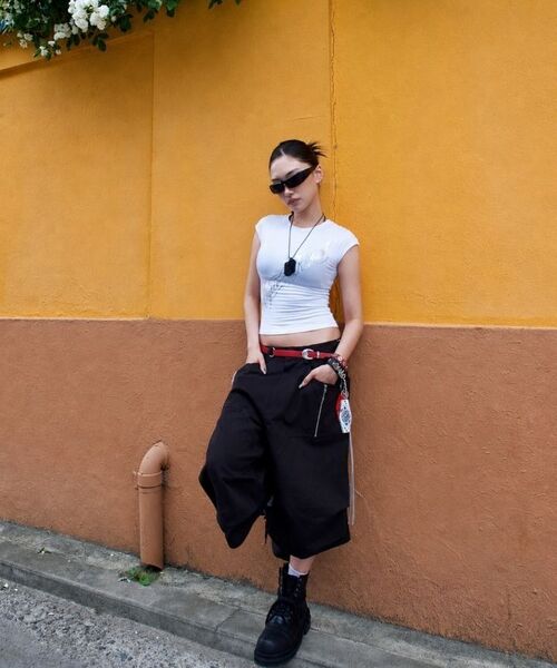 ROARINGRAD(ロアリングラド)の「26 パラシュートバミューダパンツ ブラック(その他パンツ・レディース・その他・MEDIUM/LARGE)」の9枚目の写真