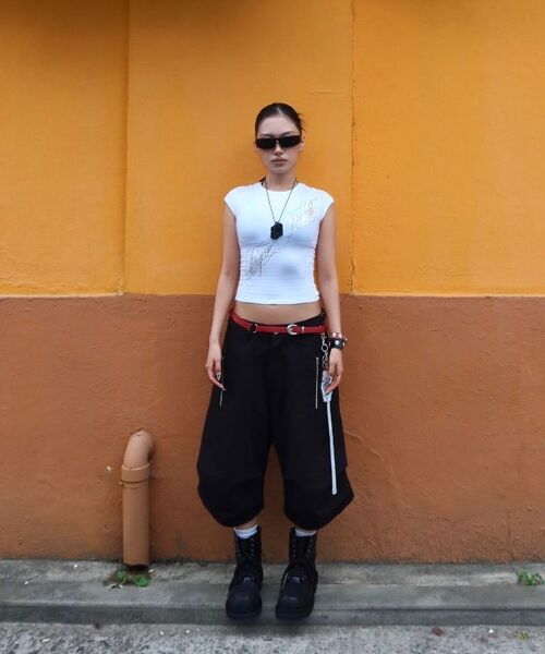 ROARINGRAD(ロアリングラド)の「26 パラシュートバミューダパンツ ブラック(その他パンツ・レディース・その他・MEDIUM/LARGE)」の12枚目の写真