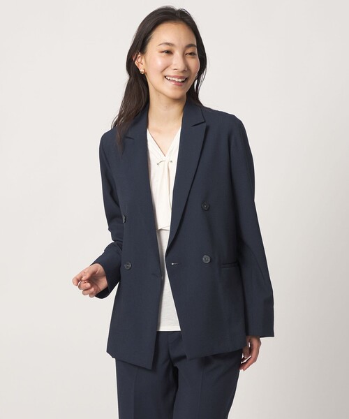 A DAY IN THE LIFE UNITED ARROWS(アデイインザライフユナイテッドアローズ)の「サッカー ダブルブレストジャケット ‐セットアップ対応・マシンウォッシャブル‐ <A DAY IN THE LIFE>(Tシャツ/カットソー・レディース・ベージュ/ネイビー/ブラック・38/36)」の1枚目の写真