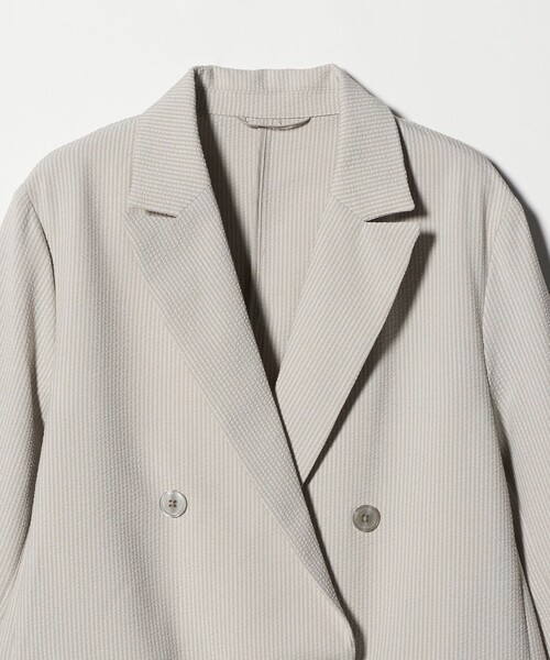 A DAY IN THE LIFE UNITED ARROWS(アデイインザライフユナイテッドアローズ)の「サッカー ダブルブレストジャケット ‐セットアップ対応・マシンウォッシャブル‐ <A DAY IN THE LIFE>(Tシャツ/カットソー・レディース・ベージュ/ネイビー/ブラック・38/36)」の13枚目の写真