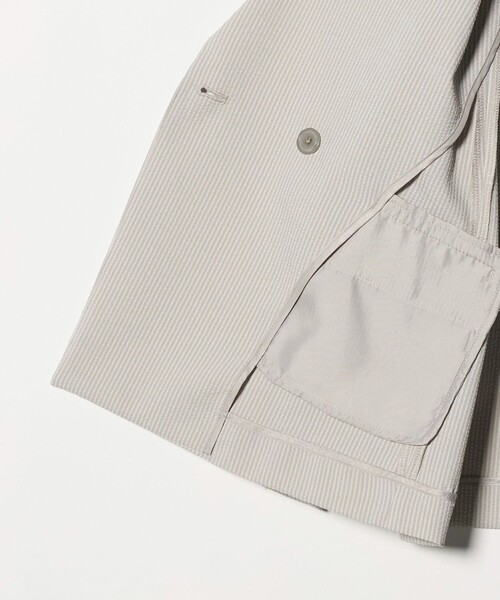 A DAY IN THE LIFE UNITED ARROWS(アデイインザライフユナイテッドアローズ)の「サッカー ダブルブレストジャケット ‐セットアップ対応・マシンウォッシャブル‐ <A DAY IN THE LIFE>(Tシャツ/カットソー・レディース・ベージュ/ネイビー/ブラック・38/36)」の12枚目の写真
