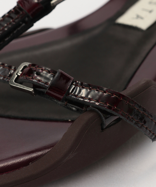 miista（ミスタ）の「Miista / ミスタ Raeny Burgundy Lace Up Sandals（サンダル・レディース・ボルドー・36）」の4枚目の写真