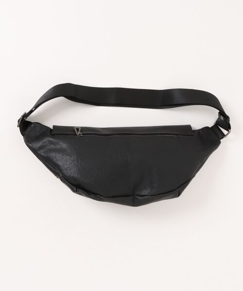 NiiNa(ニーナ)の「【 NiiNa homme / ニーナオム 】高品質牛革 ソフトレザー メッセンジャーバッグ(ショルダーバッグ・メンズ・ブラック・FREE)」の9枚目の写真
