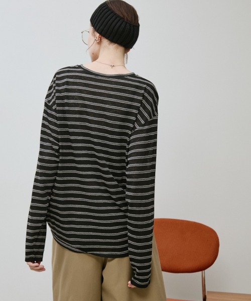 Auntie Rosa Holiday(アンティローザホリデー)の「シアーボーダーオーバーサイズロンTEE(Tシャツ/カットソー・レディース・ホワイト/ブラック/ネイビー・FREE)」の5枚目の写真