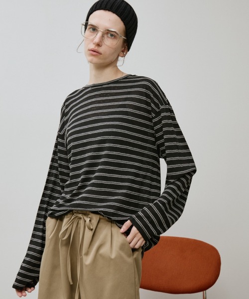 Auntie Rosa Holiday(アンティローザホリデー)の「シアーボーダーオーバーサイズロンTEE(Tシャツ/カットソー・レディース・ホワイト/ブラック/ネイビー・FREE)」の7枚目の写真