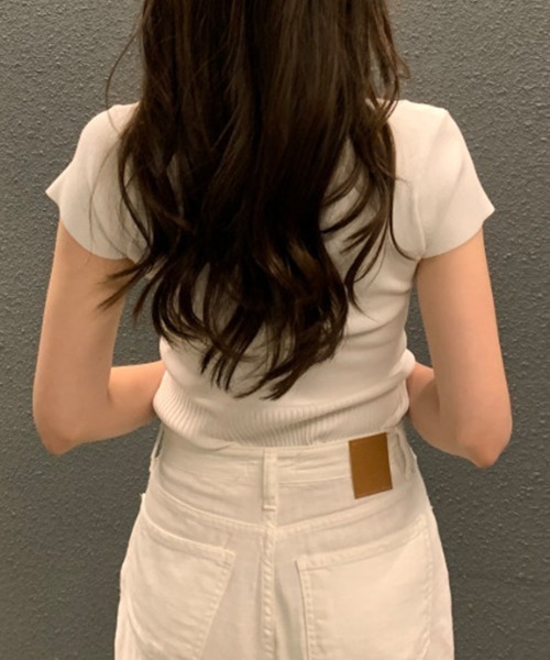 COCOMOMO（ココモモ）の「デコルテで魅せる美しさ フレンチスリーブサマーニット スクエアネック サマーニット フレンチスリーブ ニット トップス クロップド丈 ボーダー 無地 夏ニット 夏服（ニット/セーター・レディース・ベージュ/ホワイト×ブラック/ブラック/ホワイト・FREE）」の9枚目の写真