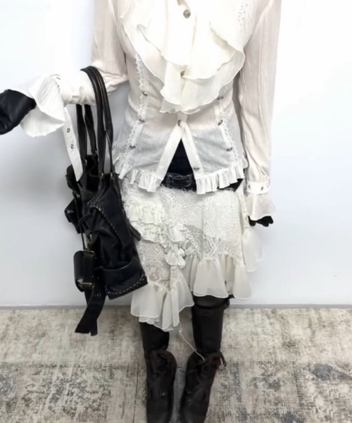 Cest Nous（セヌー）の「【Cest Nous】Lace Midi Skirt / 【セヌー】ウエストベルトアシンメトリーレースミディスカート（スカート・レディース・ホワイト/ブラック・S/M）」の22枚目の写真