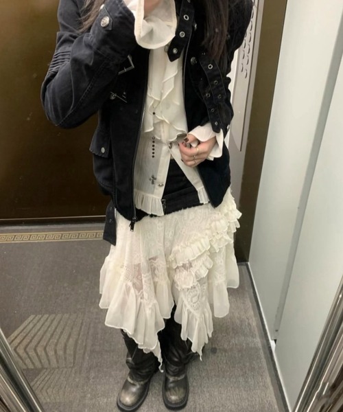 Cest Nous（セヌー）の「【Cest Nous】Lace Midi Skirt / 【セヌー】ウエストベルトアシンメトリーレースミディスカート（スカート・レディース・ホワイト/ブラック・S/M）」の17枚目の写真