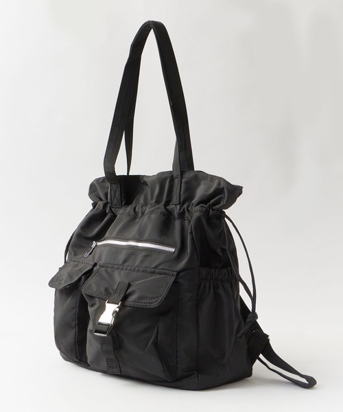 Chick(チック)の「【2WAY】【A4サイズ対応】Water-Repellent 2-Way Drawstring Multi-Pocket Bag / 撥水2WAY 巾着仕様 マルチポケットバッグ y2k 韓国系 レディース 2026年 夏 夏服(バックパック/リュック・メンズ・ブラック/カーキ・FREE)」の15枚目の写真