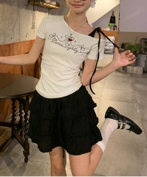 WEGO(ウィゴー)の「ワンショルダードットリボンロゴカットソー/トップス(Tシャツ/カットソー・レディース・ホワイト・LARGE/MEDIUM)」の5枚目の写真