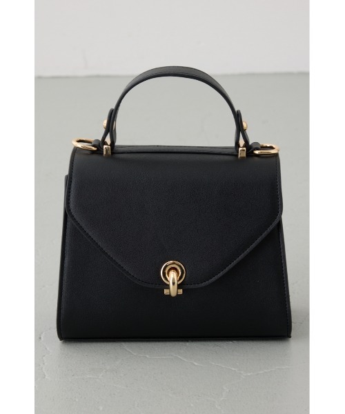 AZUL by moussy(アズールバイマウジー)の「リングターンロックミニハンドバッグ【着用画像あり】(ショルダーバッグ・レディース・アイボリー/マジェンタ/ブラック・FREE)」の21枚目の写真