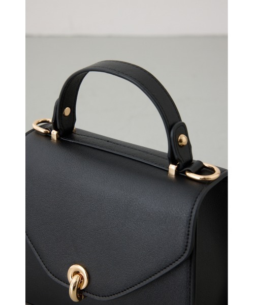 AZUL by moussy(アズールバイマウジー)の「リングターンロックミニハンドバッグ【着用画像あり】(ショルダーバッグ・レディース・アイボリー/マジェンタ/ブラック・FREE)」の15枚目の写真