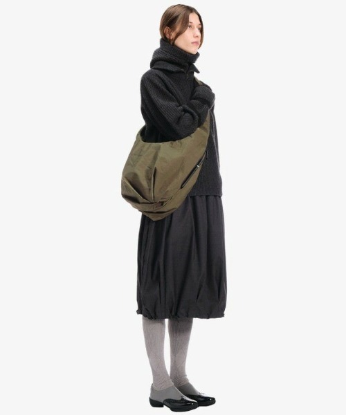 Cote&Ciel（コートエシエル）の「【cote&ciel/コートエシエル】 Hyco S Cargo / ショルダーバッグ（ショルダーバッグ・メンズ・カーキオリーブ・FREE）」の2枚目の写真