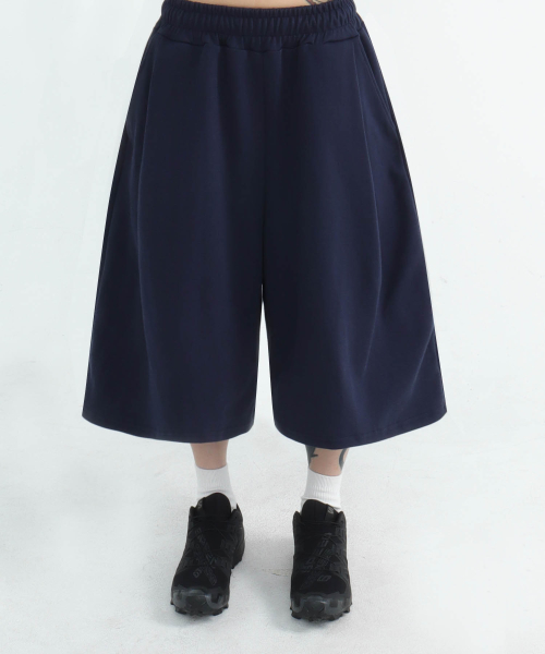 FUZZY SCAN（ファジスキャン）の「ロンドンポケットバミューダパンツネイビー（その他パンツ・レディース・ネイビー・ONE SIZE/TWO）」の3枚目の写真