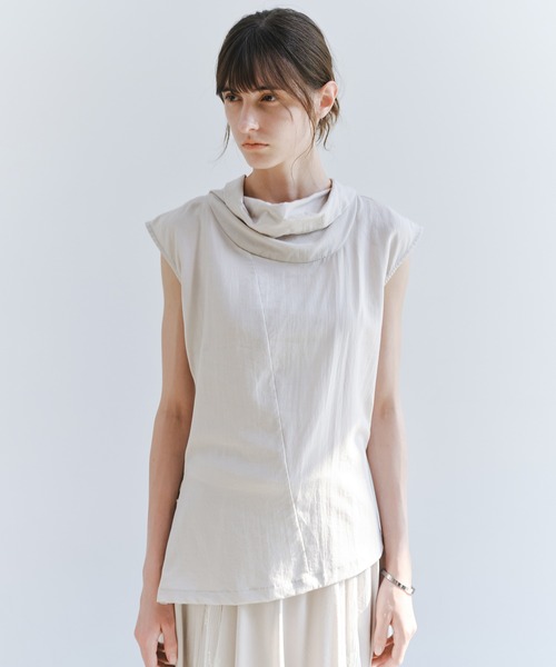 tageechita(タジチタ)の「【tageechita】ドレープネックバックタイブラウス(シャツ/ブラウス・レディース・ライトベージュ・L/M/S)」の9枚目の写真