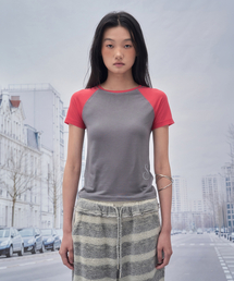 SOMSOC（ソムソック）の「BONNIE RAGLAN BACK CUT-OUT T-SHIRT_SCARLET（Tシャツ/カットソー）」