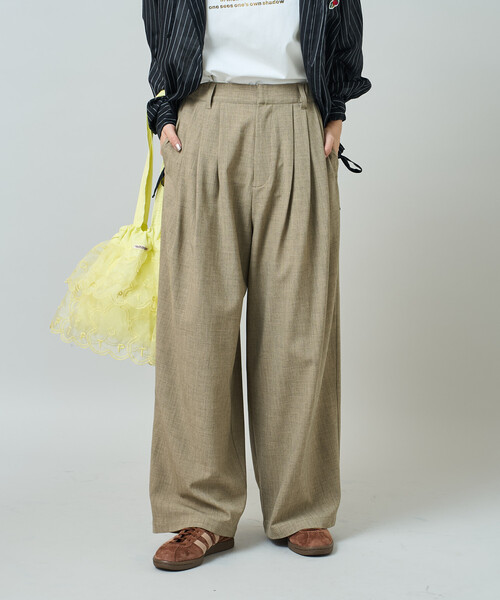 FREAK'S STORE(フリークスストア)の「タック ワイドパンツ/イージーパンツ(スラックス・レディース・ブラウン/ベージュ/チャコール・MEDIUM/SMALL)」の13枚目の写真