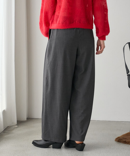 FREAK'S STORE(フリークスストア)の「タック ワイドパンツ/イージーパンツ(スラックス・レディース・ブラウン/ベージュ/チャコール・MEDIUM/SMALL)」の15枚目の写真
