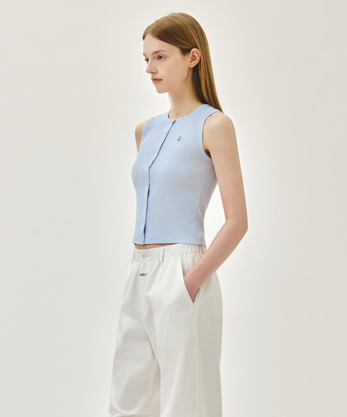 MARITHE + FRANCOIS GIRBAUD(マリテフランソワジルボー)の「W BUTTON UP SLEEVELESS(Tシャツ/カットソー・レディース・ライトブルー/White・MEDIUM/SMALL)」の3枚目の写真