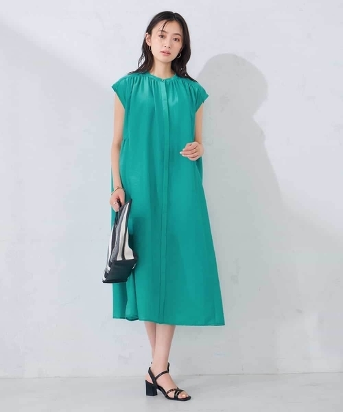a.v.v（アーヴェヴェ）の「シアーギャザーワンピース（ワンピース・レディース・ブラック/ブラウン/グリーン・38/40）」の9枚目の写真