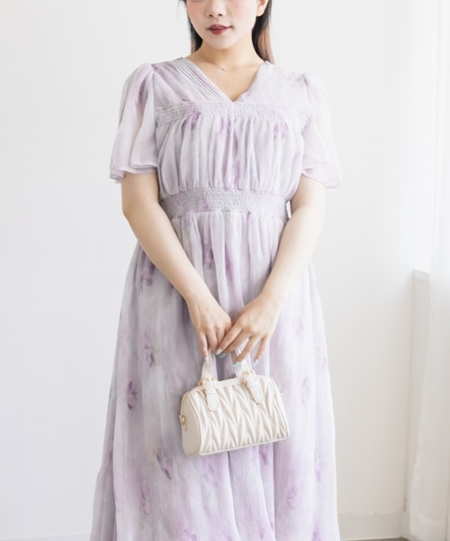 CLETTE(クレット)の「ぼかし花柄ワンピース(ワンピース・レディース・ラベンダー/イエロー・3L/LL/4L)」の17枚目の写真